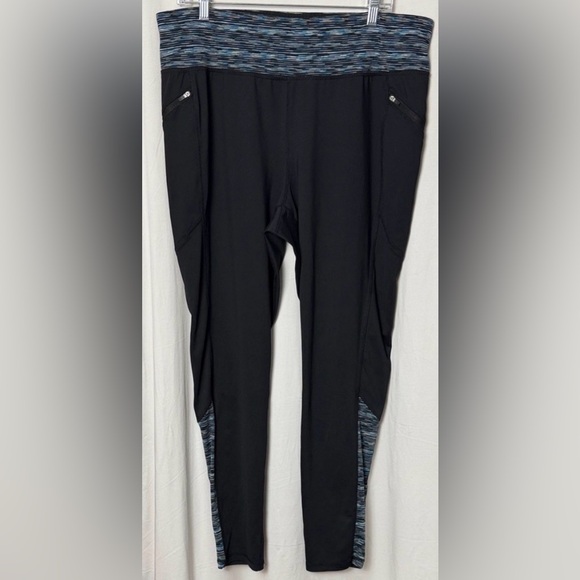 Livi Active Pants - LIVI Lane Bryant Active Black and Blue Patterned High Waist Leggings Size 18/20
